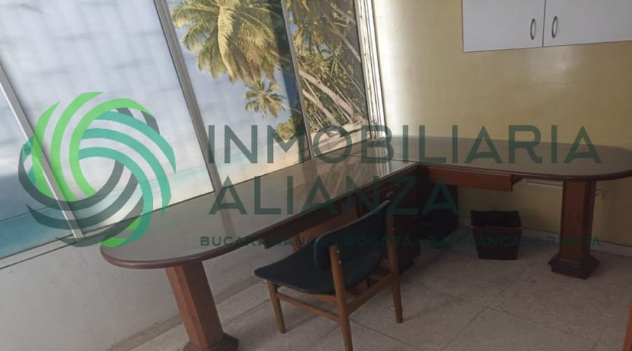 Oficina en venta en Centro, Bucaramanga, 75 m² · foto 2 de 14