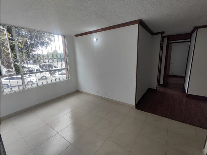 Apartamento en venta en El Cortijo, Bogotá · foto 3 de 19