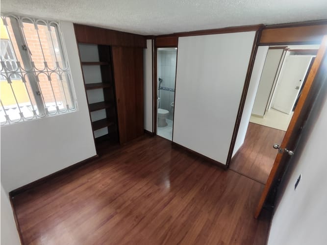 Apartamento en venta en El Cortijo, Bogotá · foto 4 de 19