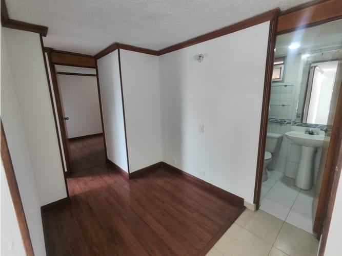 Apartamento en venta en El Cortijo, Bogotá · foto 8 de 19