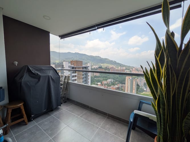 Apartamento de 3 alcobas en arriendo en Camino Verde, Envigado, 84 m² · foto 6 de 13