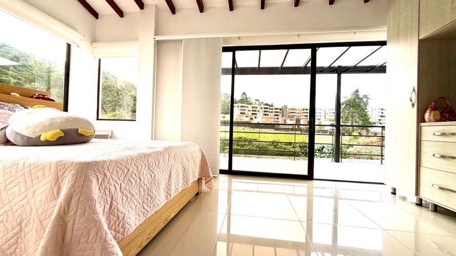 Casa de 3 alcobas en venta en El Retiro, 270 m² · foto 11 de 23