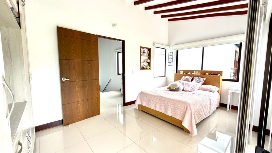 Casa de 3 alcobas en venta en El Retiro, 270 m² · foto 12 de 23