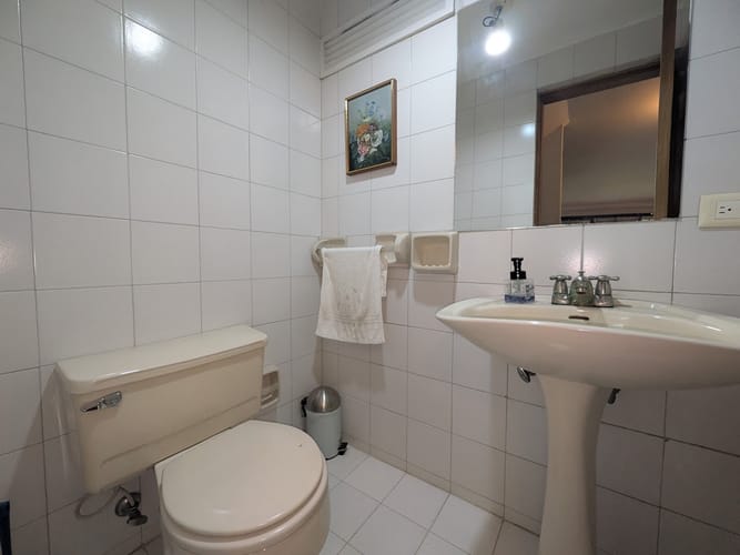 Casa de 4 alcobas en venta en Córdoba, Medellín, 302 m² · foto 6 de 12