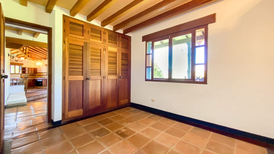 Casa de 4 alcobas en venta en La Ceja, 250 m² · foto 13 de 24