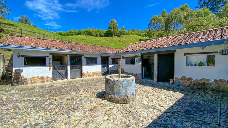 Casa de 4 alcobas en venta en La Ceja, 250 m² · foto 15 de 24