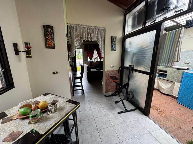 Apartamento de 3 alcobas en venta en El Carmen De Viboral, El Carmen de Viboral, 71 m² · foto 5 de 13