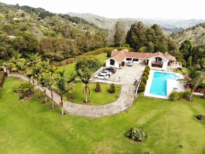 Casa de 4 alcobas en venta en Pantanillo, El Retiro, 400 m² · foto 5 de 22