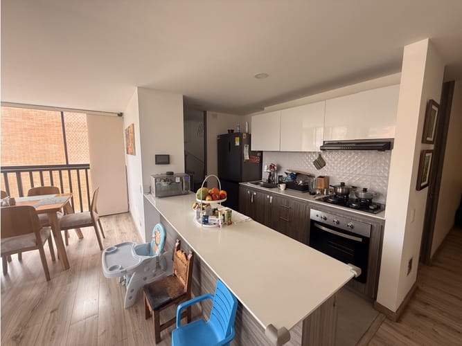 Apartamento de 3 alcobas en venta en Unicentro, Tunja, 120 m² · foto 8 de 24