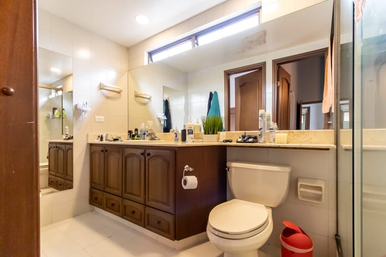 Casa de 4 alcobas en venta en Versalles No.1, Medellín, 280 m² · foto 18 de 24
