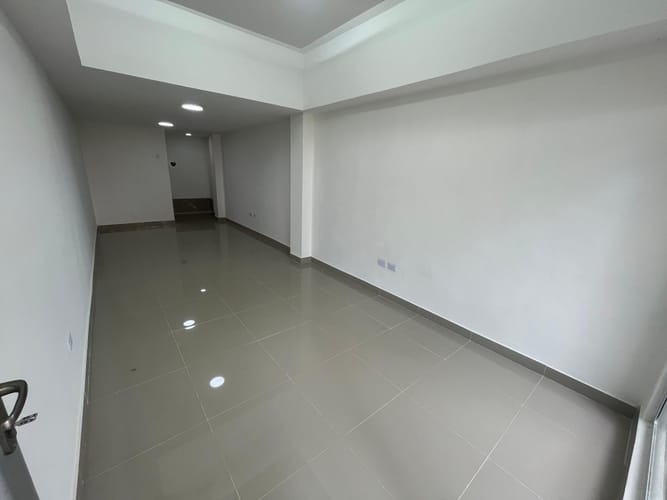 Local en arriendo en Torices, Cartagena, 30 m² · foto 2 de 7