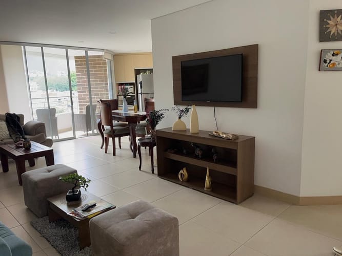 Apartamento de 3 alcobas en venta en La Castellana, Medellín, 112 m² · foto 4 de 18