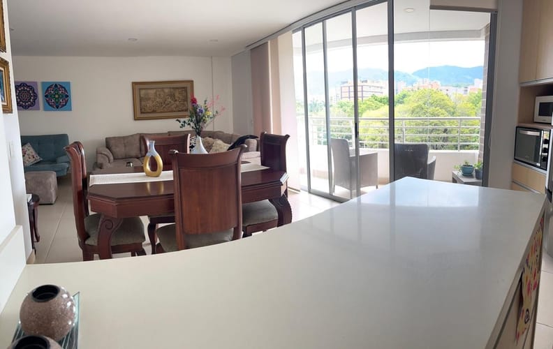 Apartamento de 3 alcobas en venta en La Castellana, Medellín, 112 m² · foto 10 de 18
