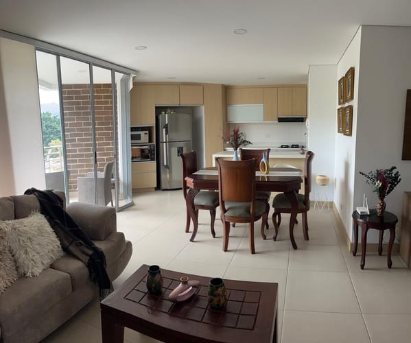 Apartamento de 3 alcobas en venta en La Castellana, Medellín, 112 m² · foto 14 de 18