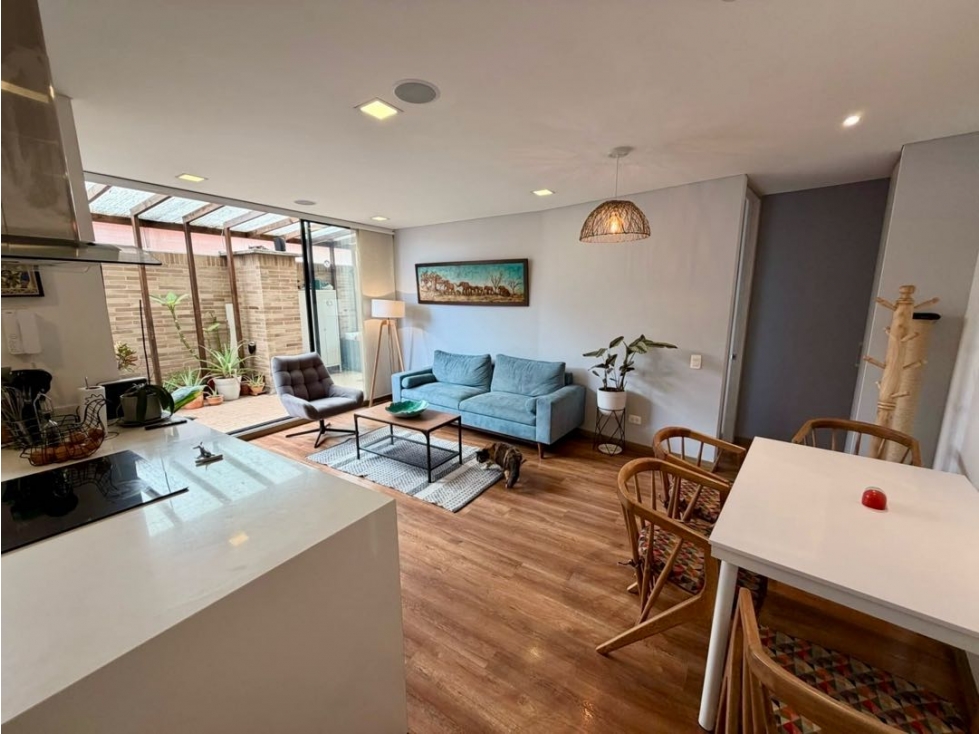 Apartamento en venta en Cedritos, Bogotá · foto 2 de 13