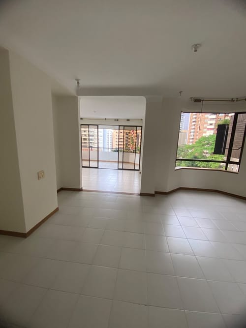 Apartamento de 3 alcobas en venta en Cabecera Del Llano, Bucaramanga, 142 m² · foto 10 de 12