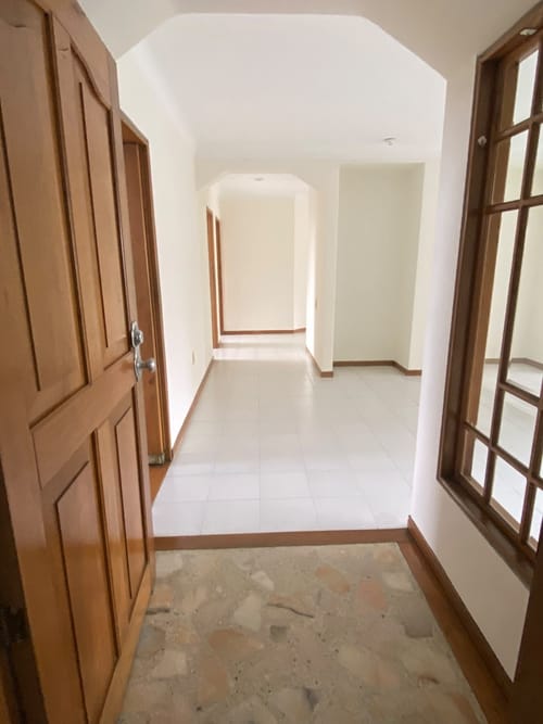 Apartamento de 3 alcobas en venta en Cabecera Del Llano, Bucaramanga, 142 m² · foto 4 de 12