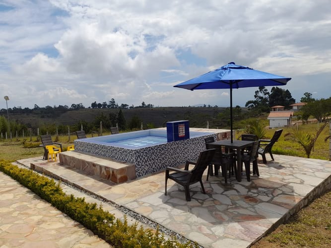 Casa de 4 alcobas en venta en Mesa De Los Santos, Piedecuesta · foto 4 de 15