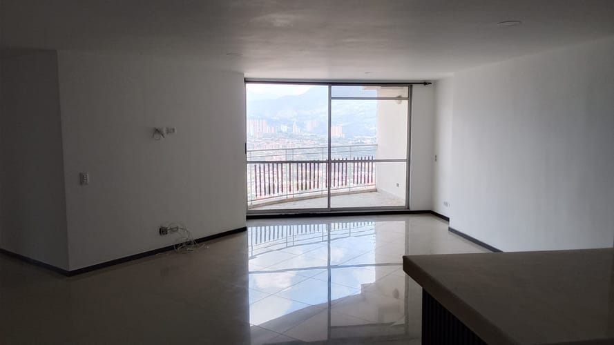 Apartamento en Arriendo en Las Lomitas, Sabaneta