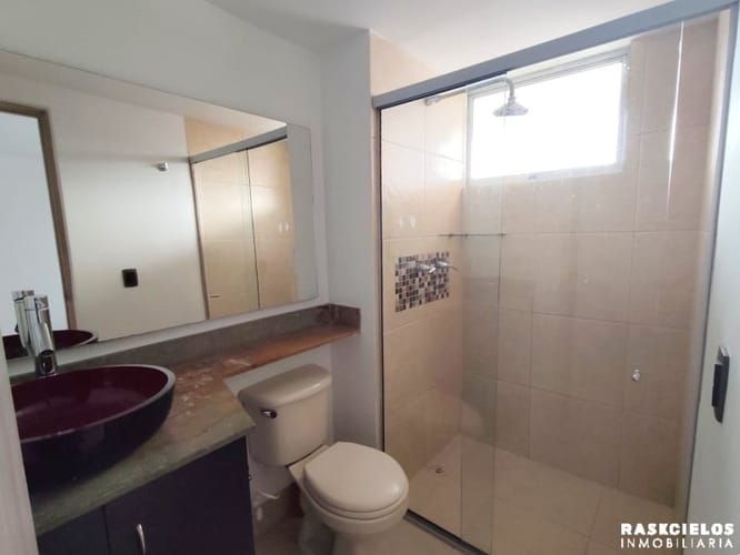 Apartamento de 2 alcobas en arriendo en Los Balsos, Medellín, 90 m² · foto 7 de 12