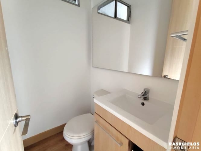 Apartamento de 3 alcobas en arriendo en El Poblado, Medellín · foto 11 de 14