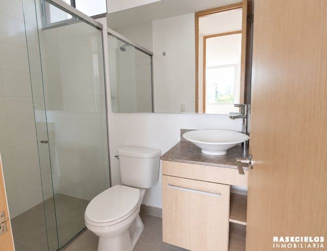 Apartamento de 3 alcobas en arriendo en El Poblado, Medellín · foto 14 de 14