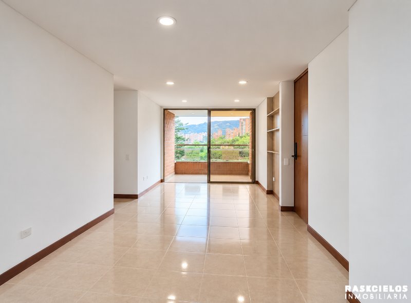 Apartamento en Arriendo en El Poblado, Medellín