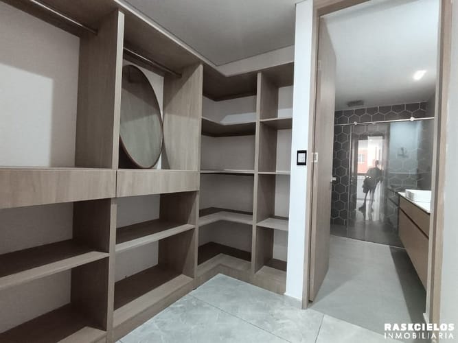 Apartamento de 3 alcobas en arriendo en Las Acacias, Medellín, 130 m² · foto 15 de 20