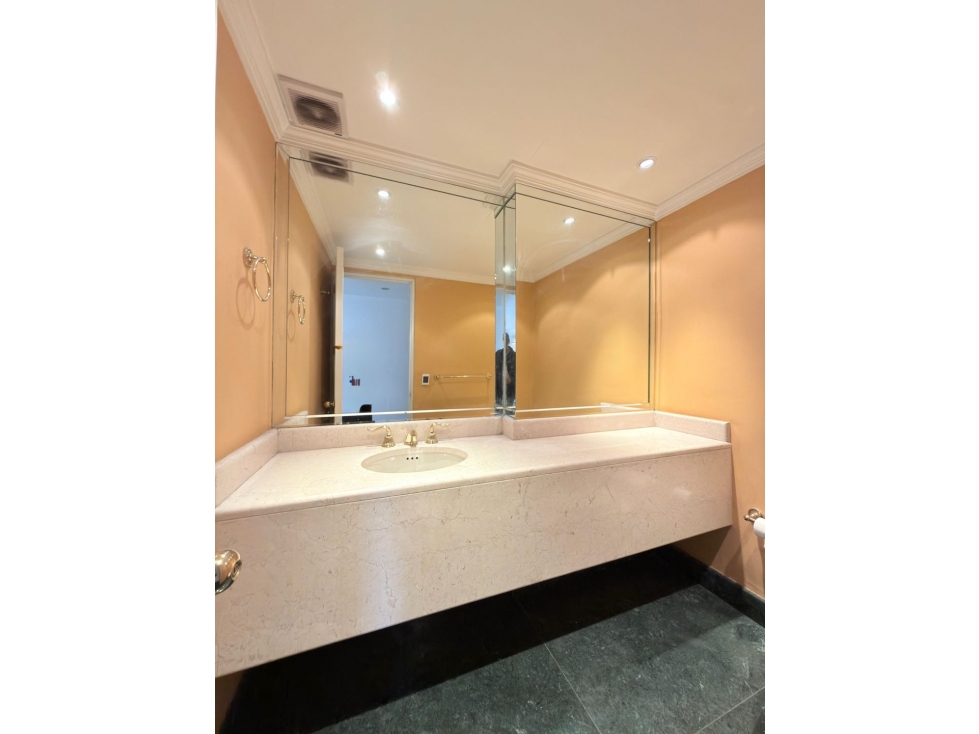 Apartamento en venta en El Chico, Bogotá · foto 13 de 24