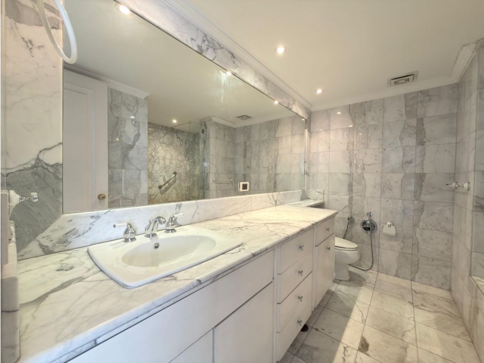 Apartamento en venta en El Chico, Bogotá · foto 15 de 24