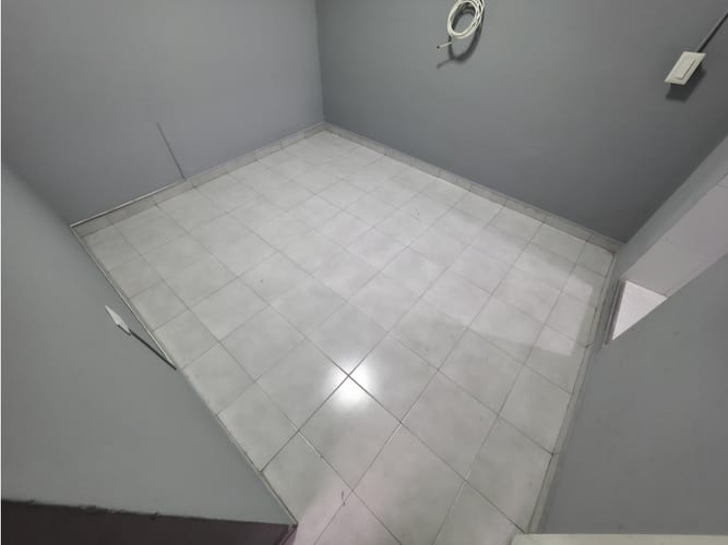 Casa de 6 alcobas en arriendo en Miraflores, Medellín, 160 m² · foto 11 de 24
