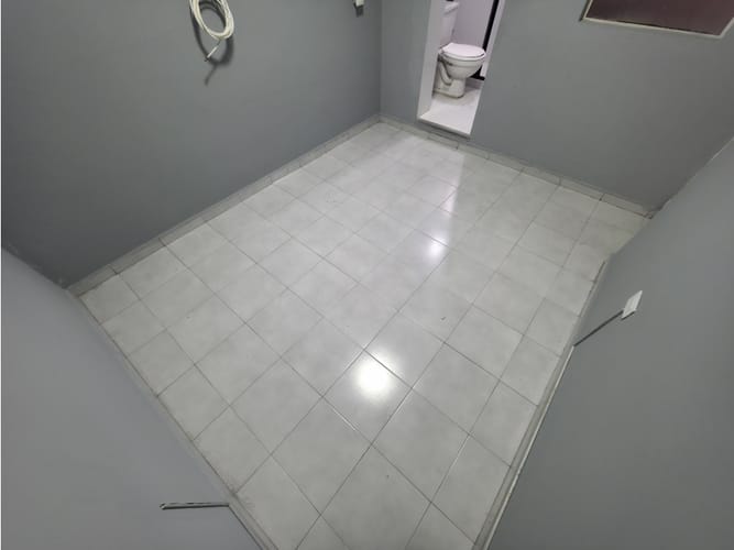 Casa de 6 alcobas en arriendo en Miraflores, Medellín, 160 m² · foto 12 de 24