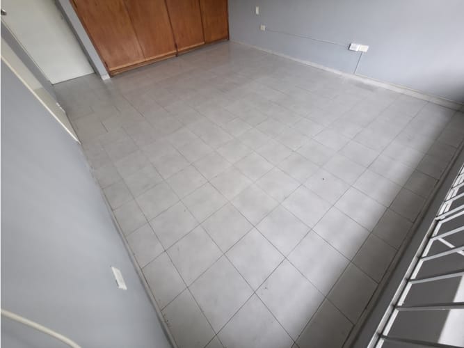 Casa de 6 alcobas en arriendo en Miraflores, Medellín, 160 m² · foto 16 de 24