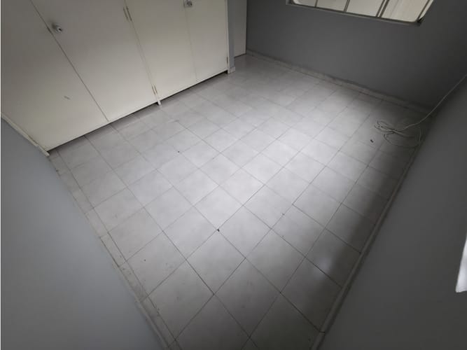 Casa de 6 alcobas en arriendo en Miraflores, Medellín, 160 m² · foto 19 de 24