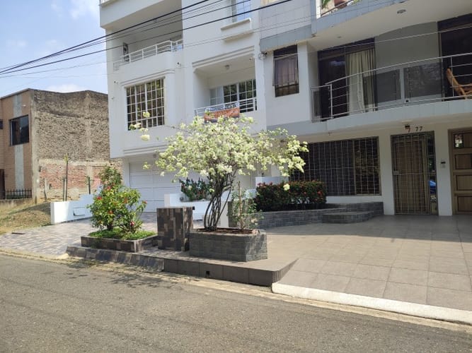 Lote en venta en El Ingenio, Cali · foto 7 de 19