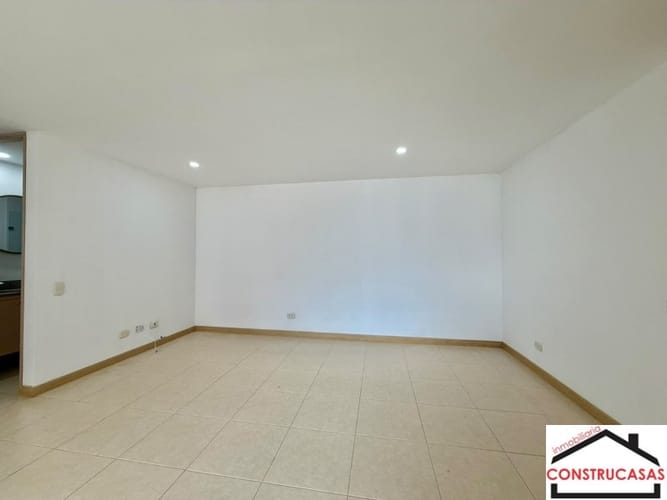 Apartamento de 3 alcobas en arriendo en Loma De San Jose, La Estrella, 80 m² · foto 9 de 17