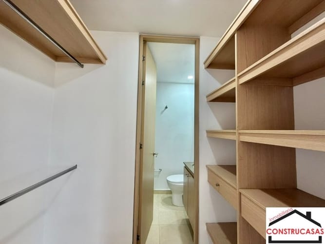 Apartamento de 3 alcobas en arriendo en Loma De San Jose, La Estrella, 80 m² · foto 12 de 17