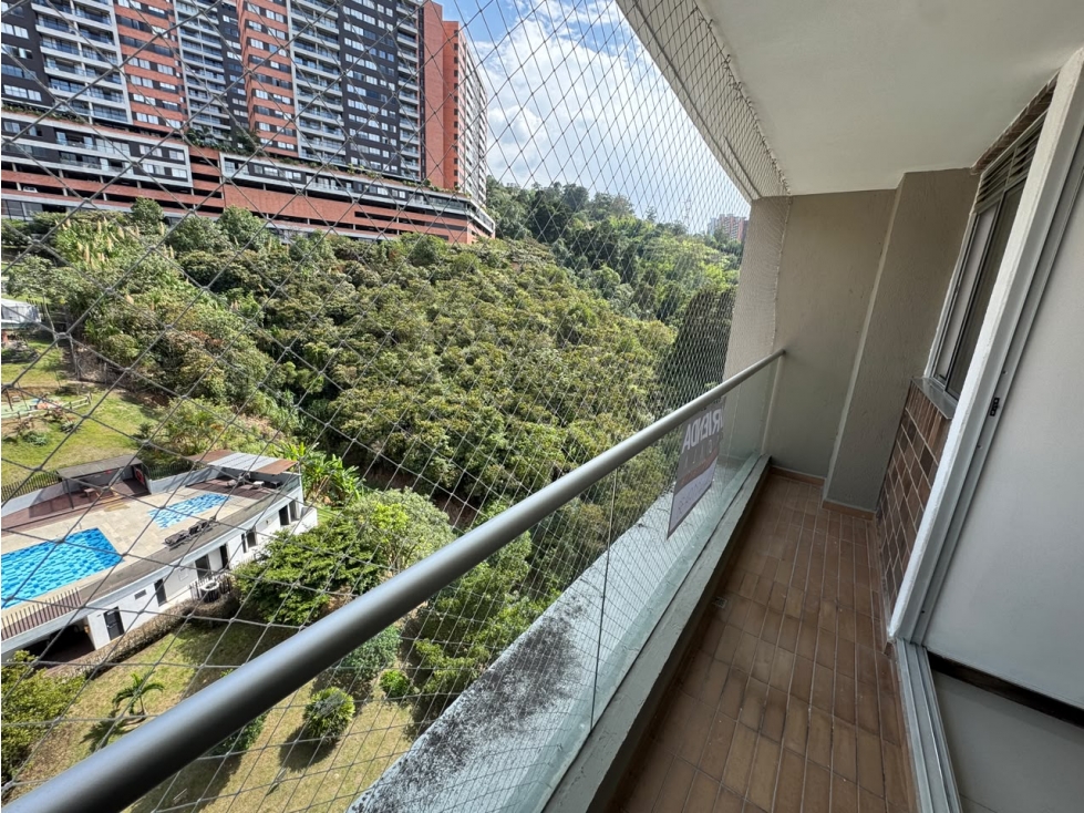 Apartamento en arriendo en El Trianon, Medellín · foto 20 de 21