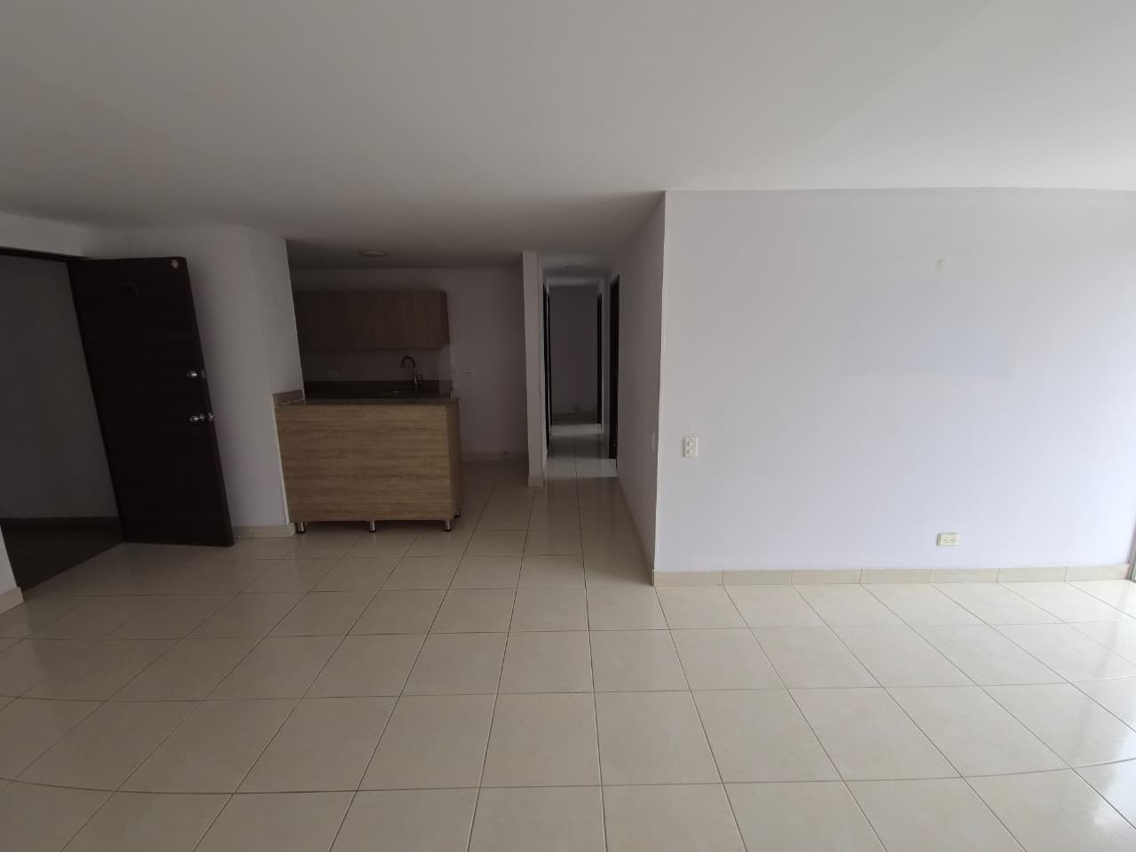 Apartamento en venta en Boston, Medellín · foto 3 de 22