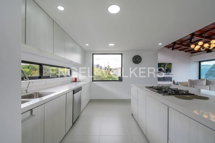 Casa de 5 alcobas en arriendo en San Gabriel, Sopó, 416 m² · foto 7 de 20