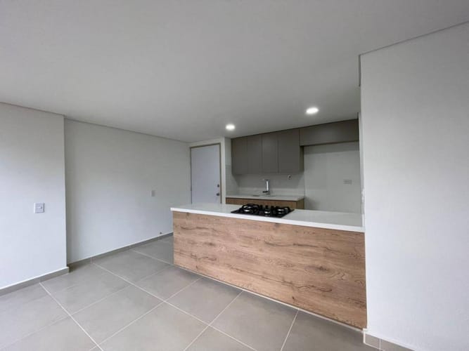 Apartamento de 2 alcobas en venta en La Macarena, Rionegro, 51 m² · foto 3 de 15