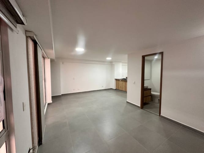 Apartamento de 1 alcoba en arriendo en El Poblado, Medellín, 74 m² · foto 6 de 10