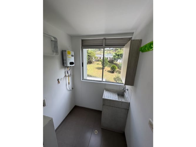 Apartamento en arriendo en El Trianon, Medellín · foto 7 de 22