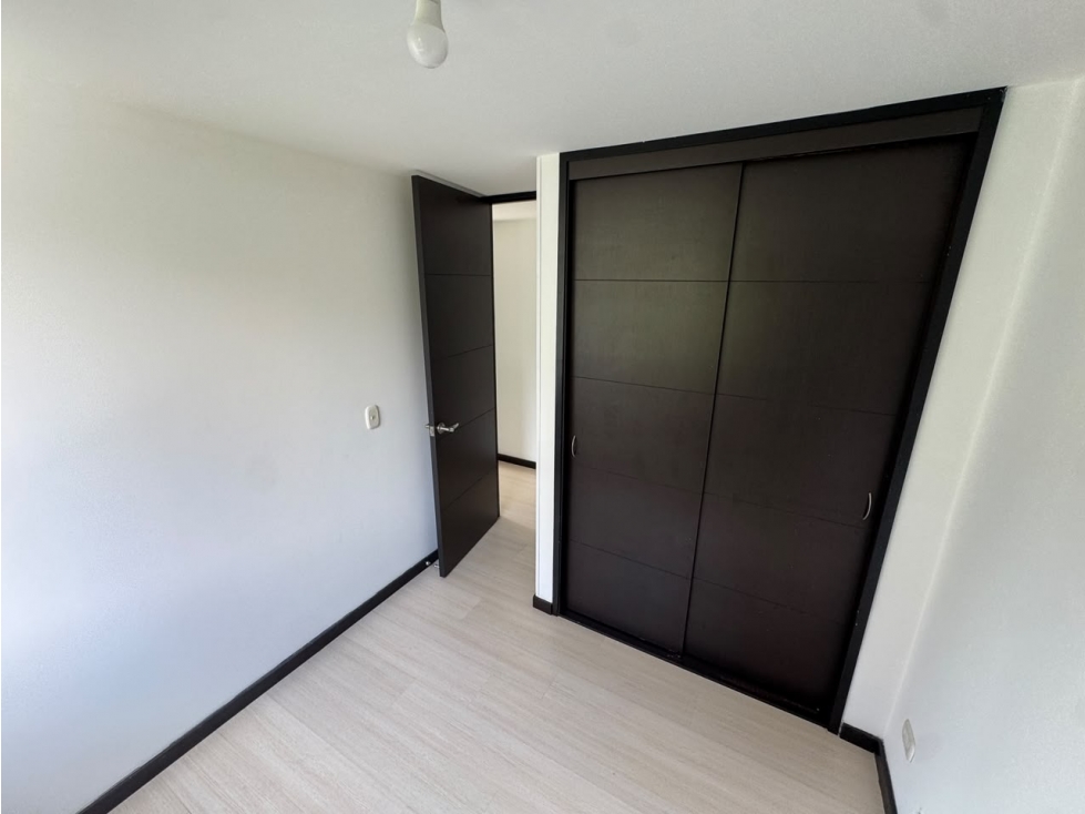 Apartamento en arriendo en El Trianon, Medellín · foto 10 de 22