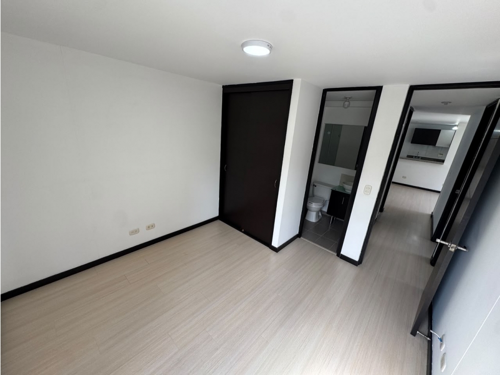 Apartamento en arriendo en El Trianon, Medellín · foto 19 de 22