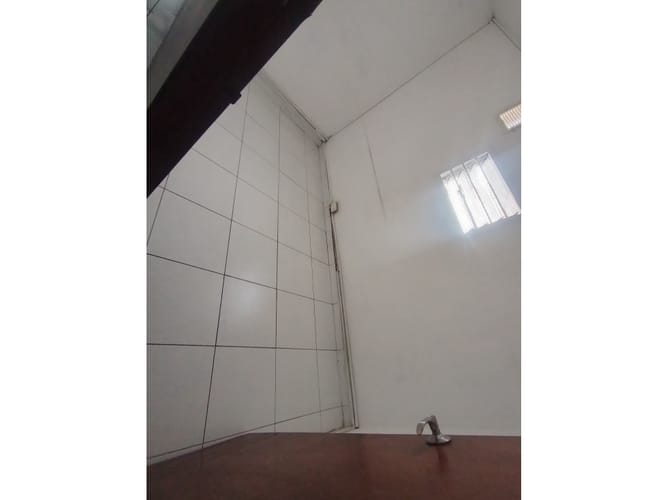 Bodega en arriendo en Caribe, Medellín, 250 m² · foto 21 de 24