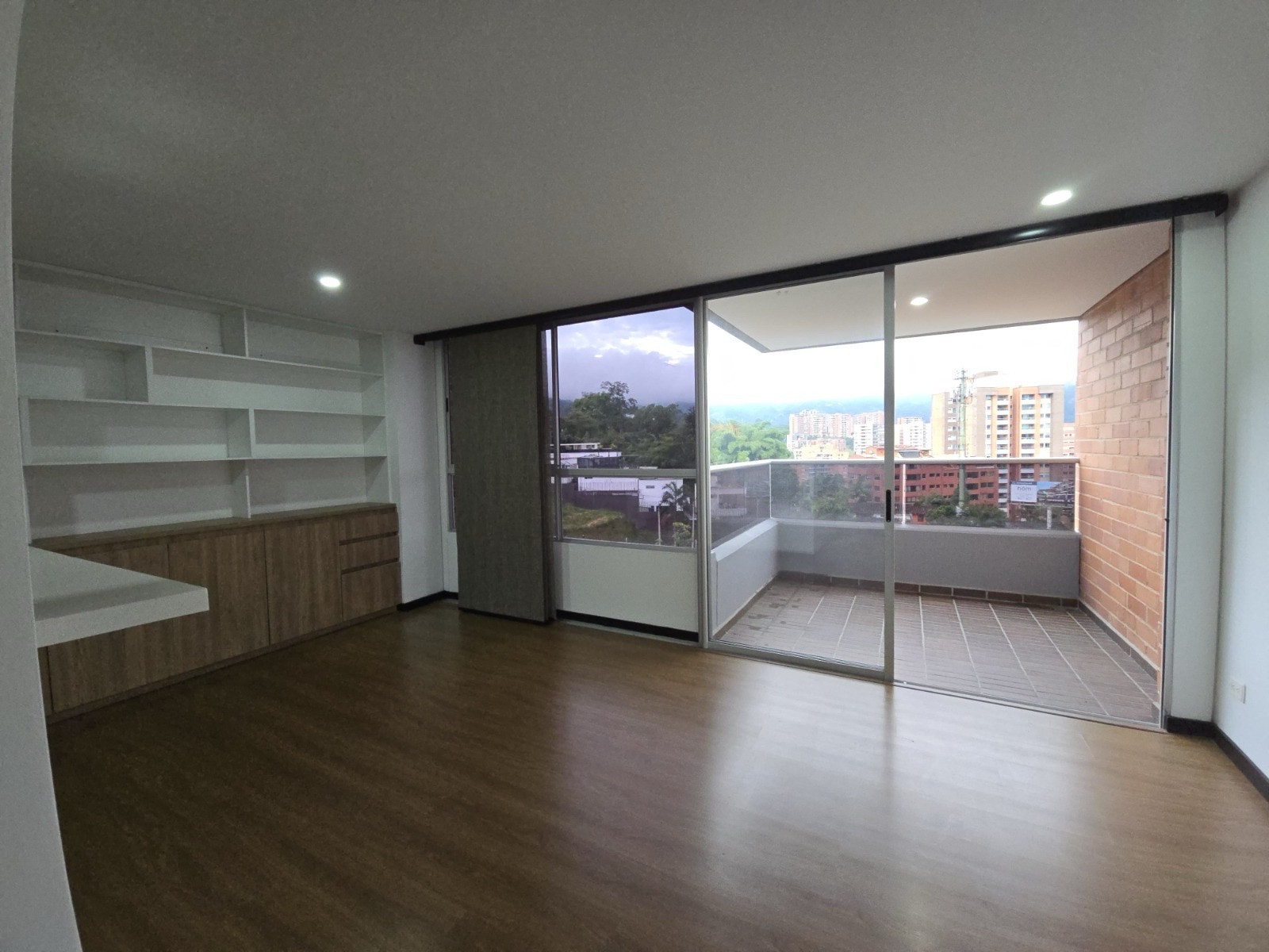 Apartamento en arriendo en El Esmeraldal, Envigado · foto 2 de 12