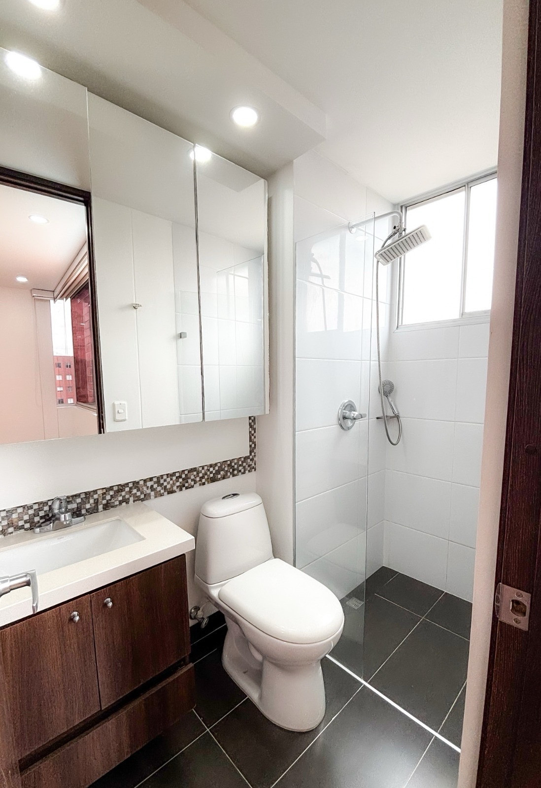 Apartamento en arriendo en El Esmeraldal, Envigado · foto 11 de 12