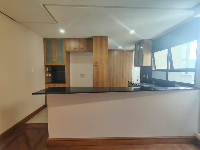 Apartamento de 2 alcobas en arriendo en La Aguacatala, Medellín, 180 m² · foto 6 de 17