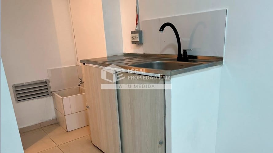 Local en arriendo en Belen La Palma, Medellín, 20 m² · foto 4 de 11